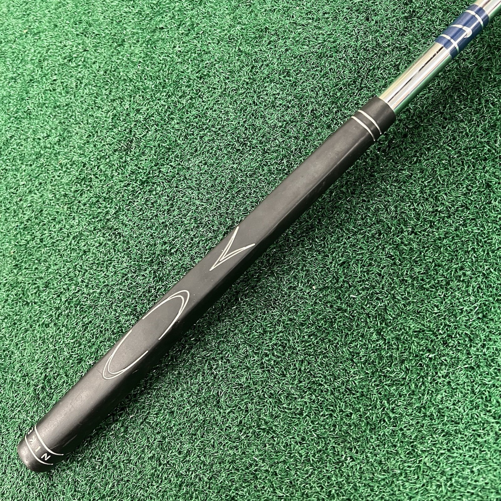 NIKE Junior Golf Mallet Putter 27-inch Right-Handed Steel Shaft Youth Golf Clubs