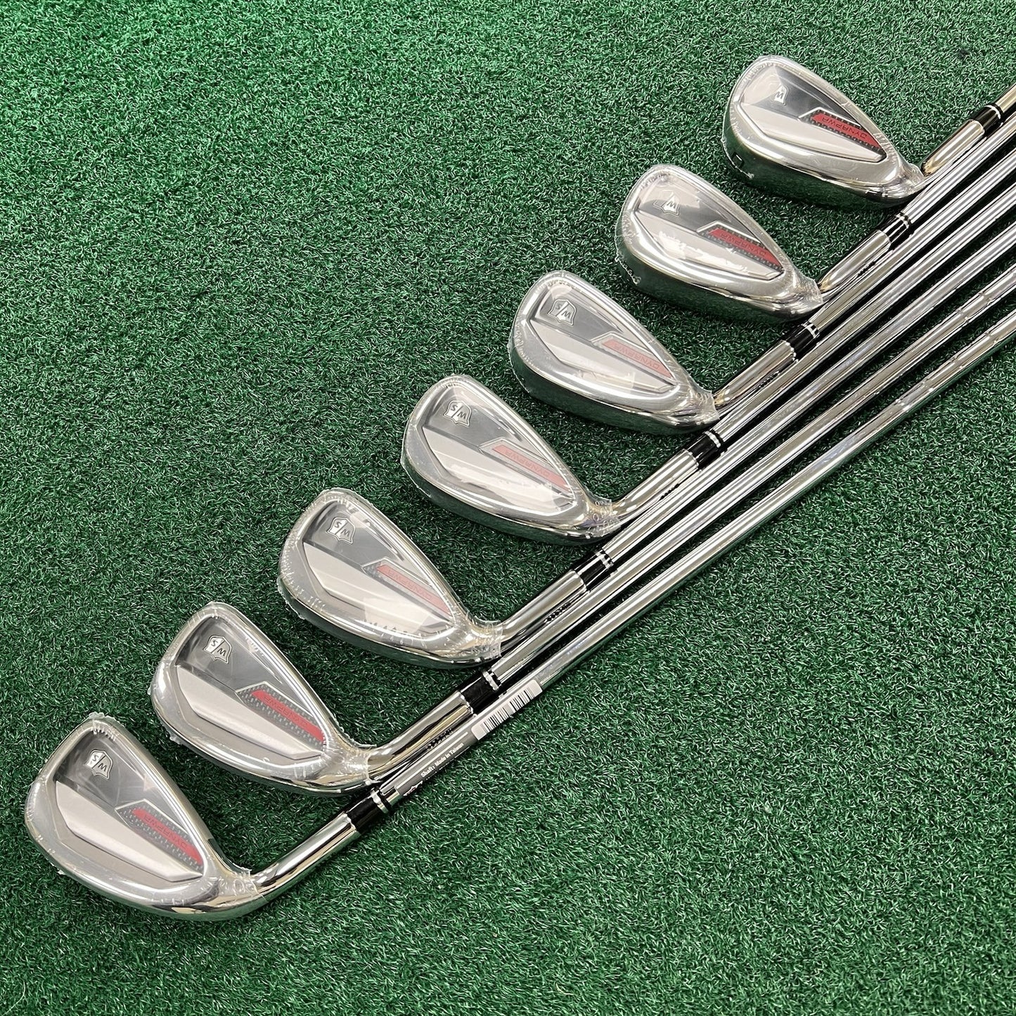NEW Wilson Staff Dynapower Iron Set LEFT HAND 5-PW+GW KBS MAX Steel Regular Flex