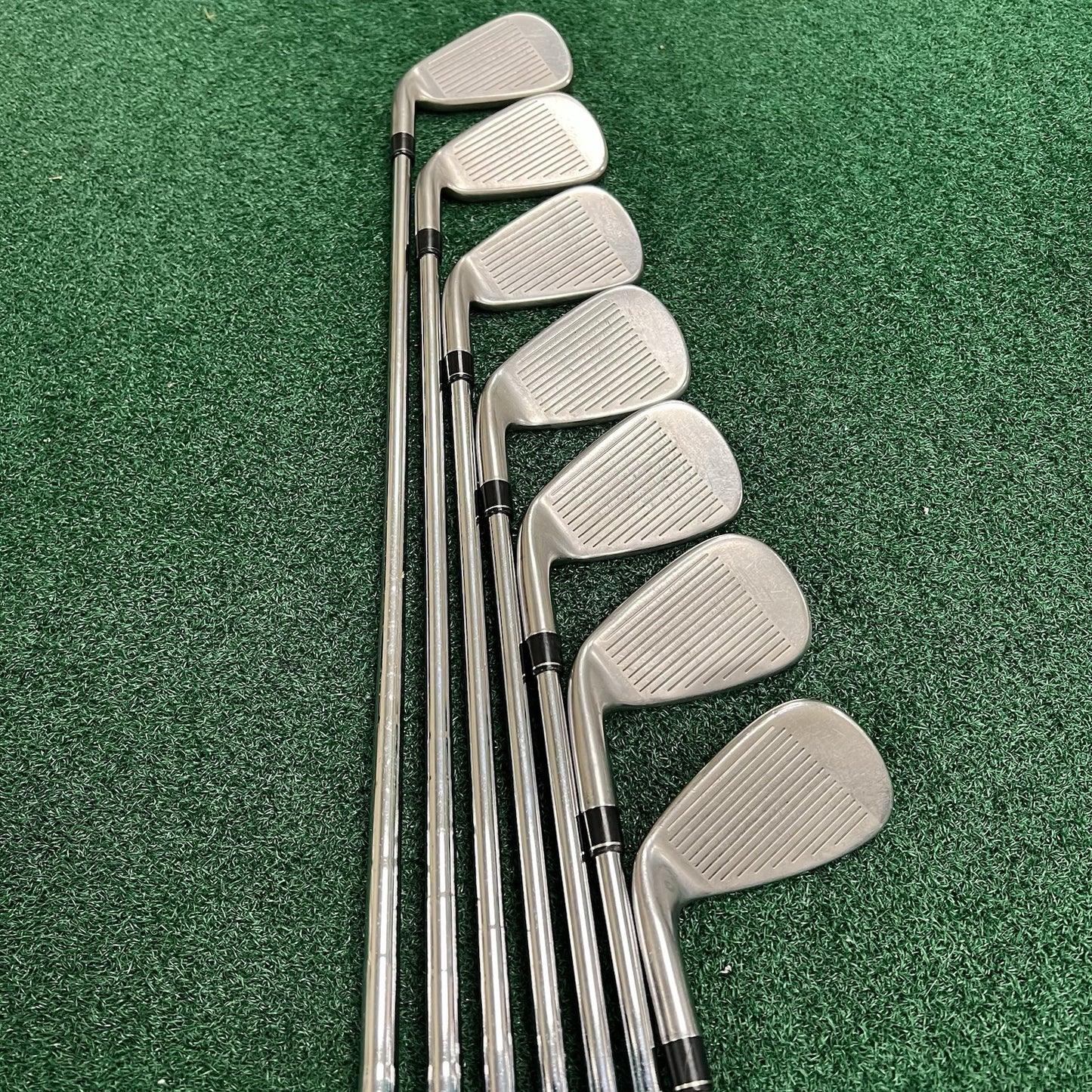 Taylormade M4 Iron Set 5-PW+AW Men's Right Hand Regular Flex KBS Steel Shafts