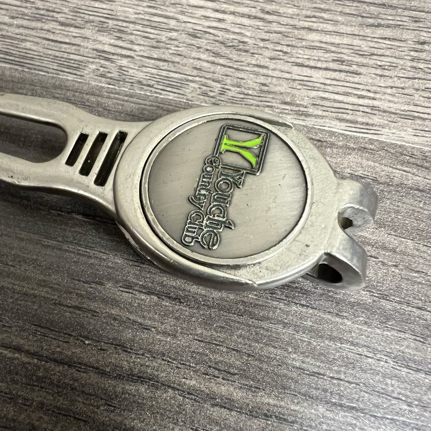 Youche Country Club Crown Pointe Indiana Golf Divot Tool Magnetic Ball Marker